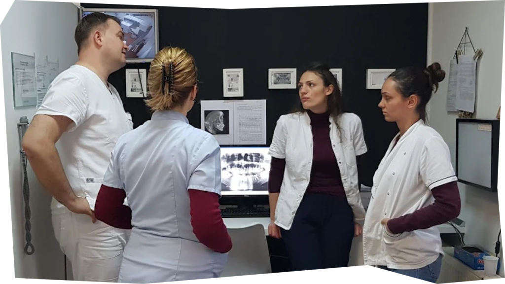 digitalna platforma za stomatologe slika